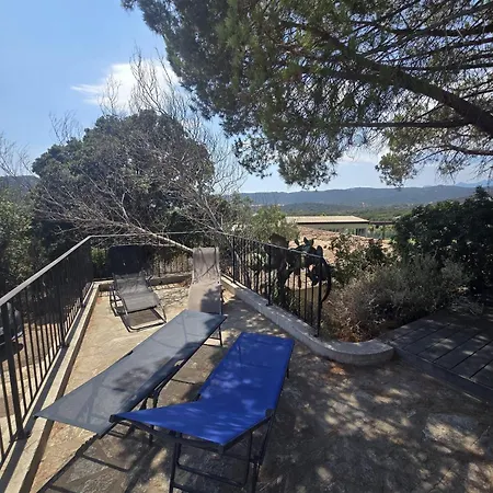 Minivilla Figari Vue Mer, Santa Giulia Сasa de vacaciones *